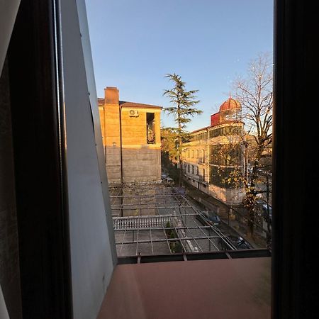 Veranda L&G Kutaisi Zewnętrze zdjęcie