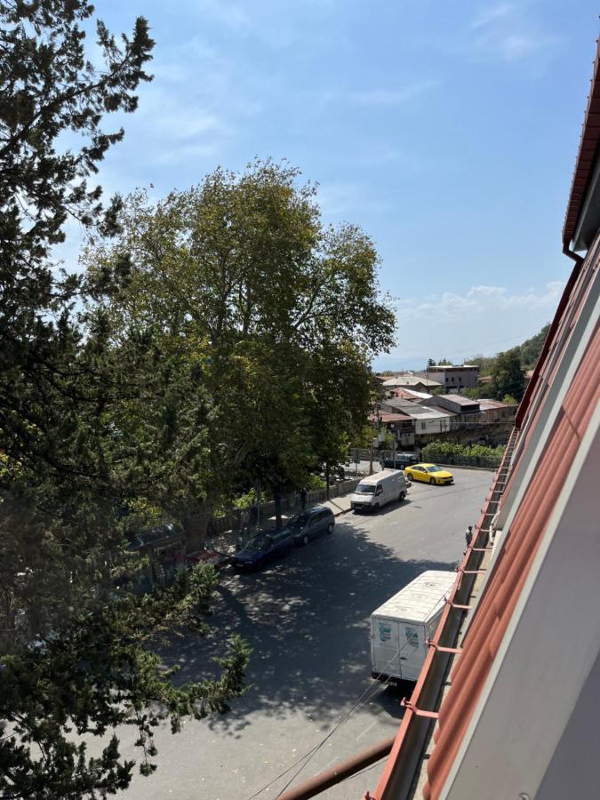 Veranda L&G Kutaisi Zewnętrze zdjęcie